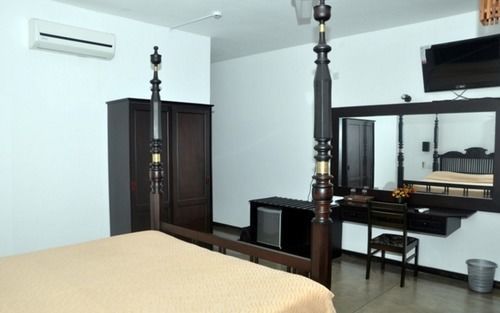 Scandinavia Hotel 希克杜沃 外观 照片